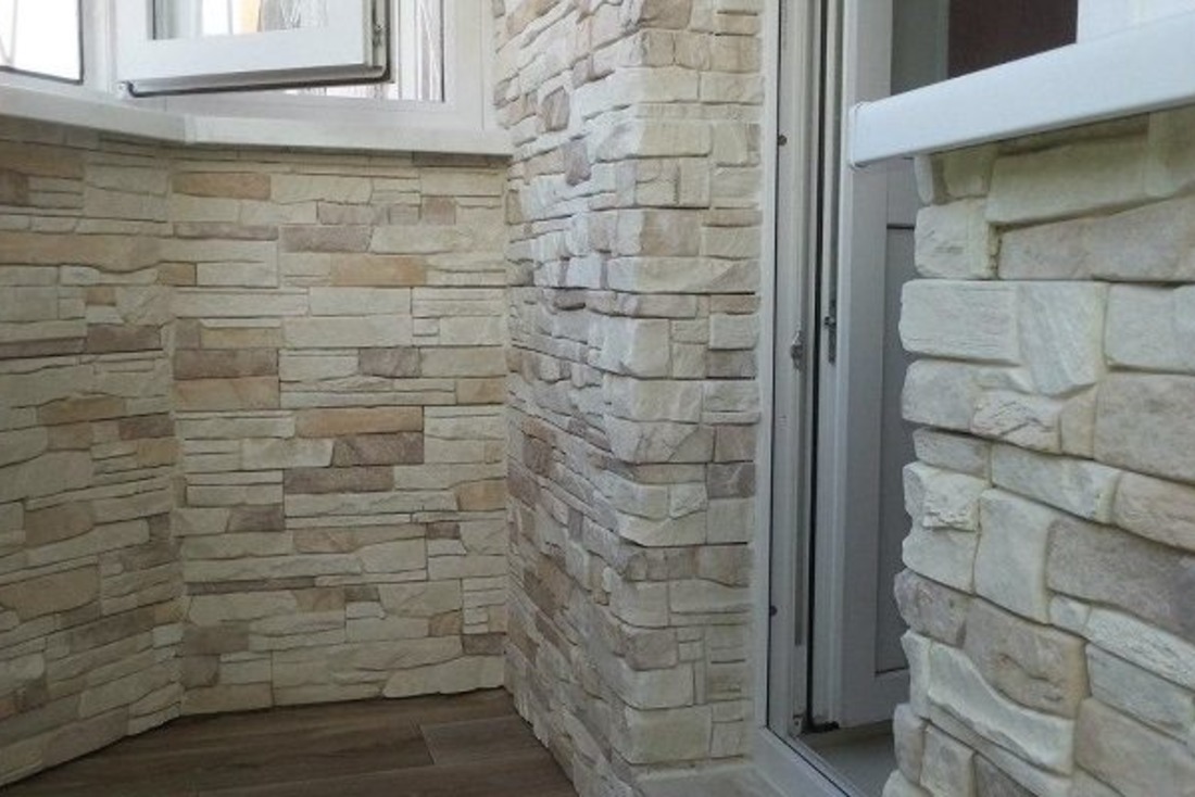 Какой клей использовать для декоративного кирпича и травертина?